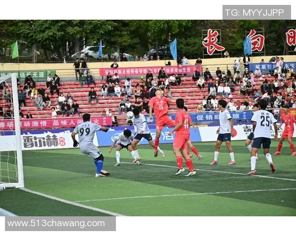 当代顶尖足球球星竞技风采与个人成就全解析 当代顶尖足球球星竞技风采与个人成就全解析